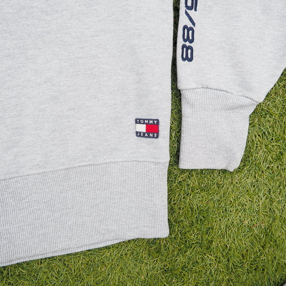 Tommy Hilfiger Jeans Sailing Gear Men's Grey Sweatshirt Sweater Size UK Large - Picture 4 of 13